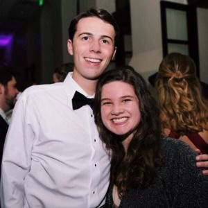 Meet your Posher, Abbey